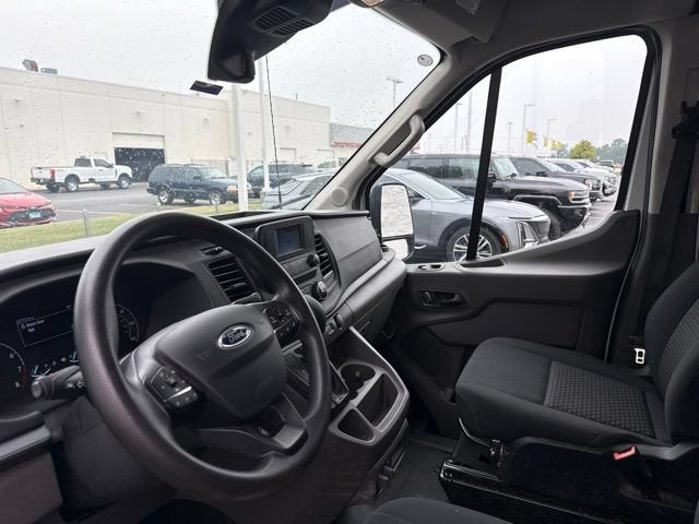 2025 Ford Transit Cargo Van T-250 148" Med Rf 9070 GVWR RWD