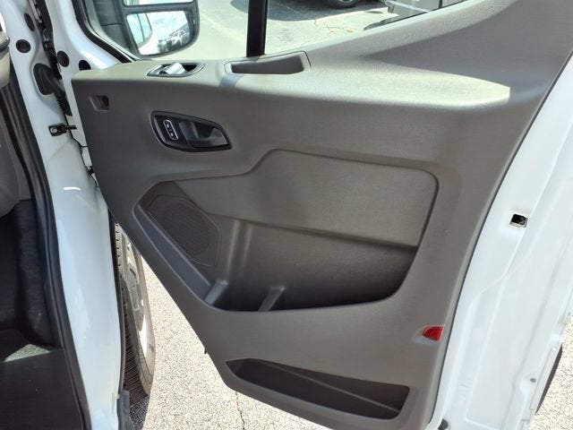 2025 Ford Transit-250 Cargo Van T-250 148" Med Rf 9070 GVWR RWD