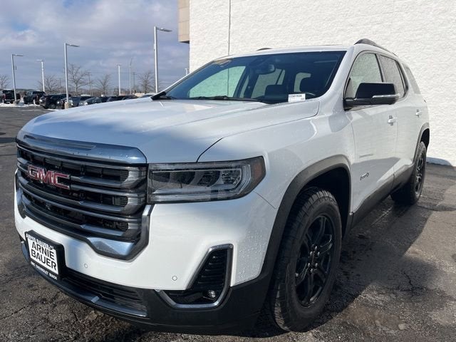 2023 GMC Acadia AT4