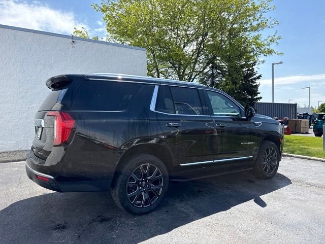 2024 GMC Yukon SLT