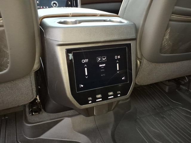 2025 GMC Yukon Denali Ultimate
