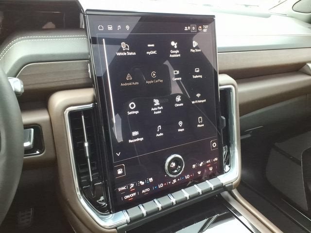 2025 GMC Yukon Denali Ultimate