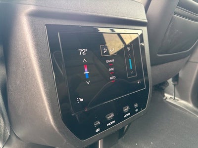 2025 GMC Yukon Denali Ultimate
