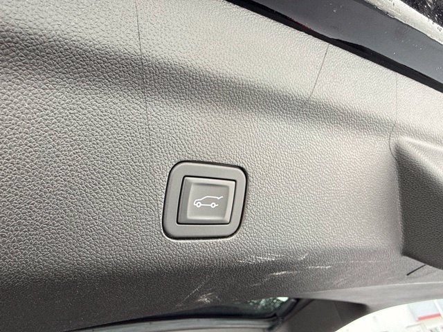 2025 GMC Yukon Denali Ultimate
