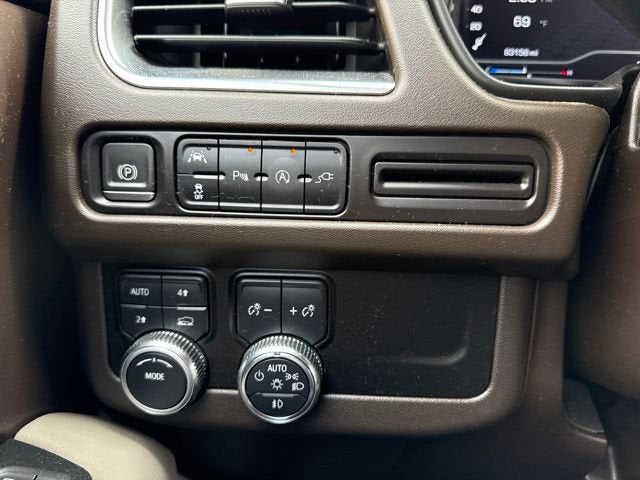 2022 GMC Yukon XL SLE