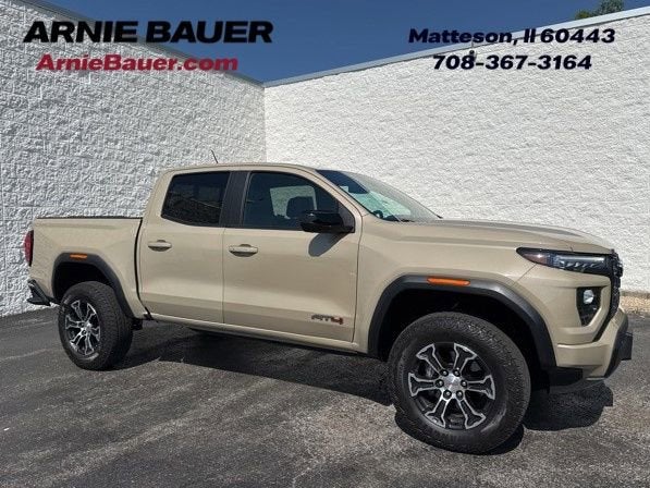 2024 GMC Canyon 4WD AT4 Crew Cab Short Box's photo