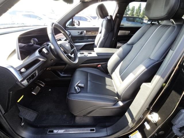2026 Cadillac VISTIQ Luxury