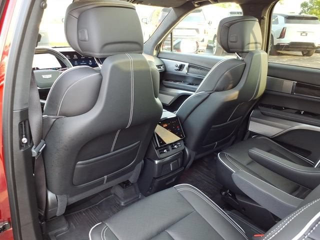 2026 Cadillac VISTIQ Platinum