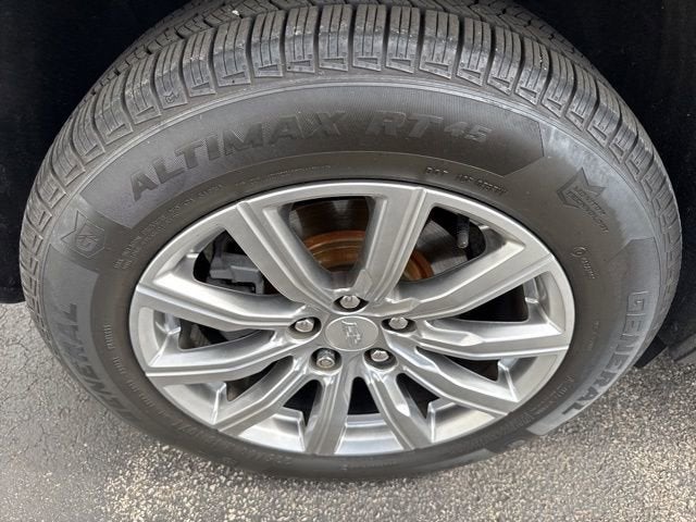 2019 Cadillac XT4 AWD Premium Luxury