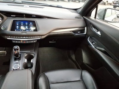 2023 Cadillac XT4 AWD Sport