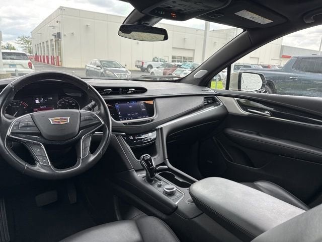 2022 Cadillac XT5 Premium Luxury