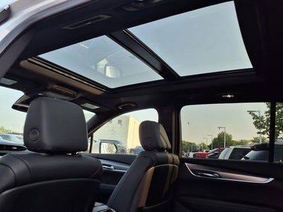 2025 Cadillac XT6 Luxury