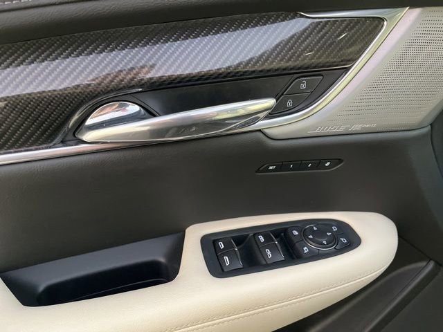 2023 Cadillac XT6 Sport