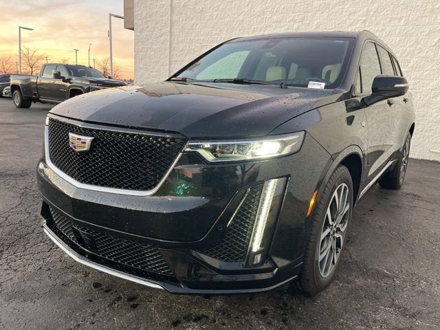 2023 Cadillac XT6 Sport