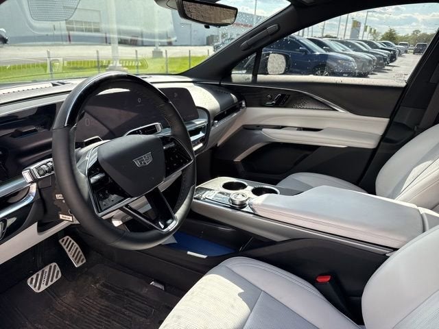 2023 Cadillac LYRIQ Luxury