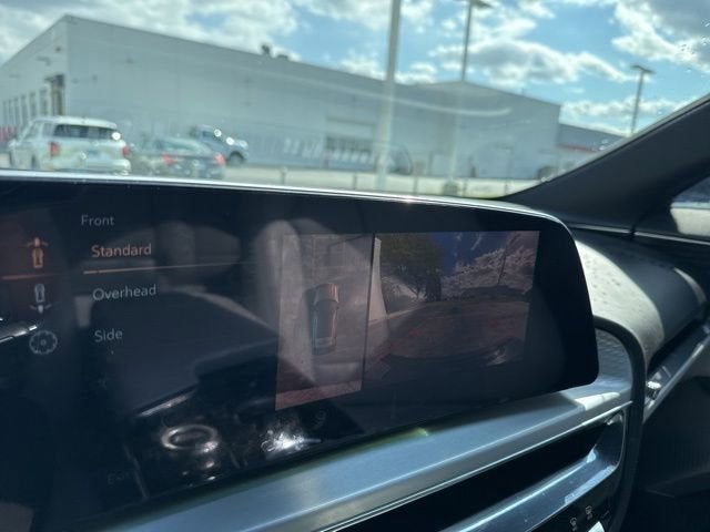2023 Cadillac LYRIQ Luxury