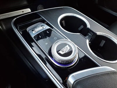 2024 Cadillac LYRIQ Luxury 1