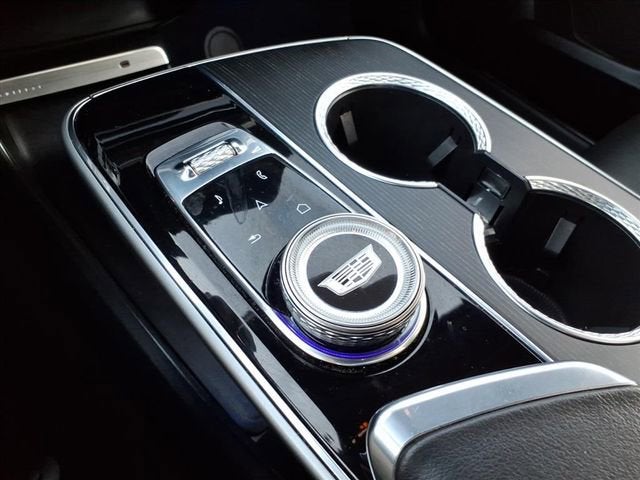 2024 Cadillac LYRIQ Luxury 1