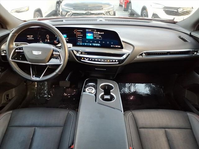 2024 Cadillac LYRIQ Luxury 1