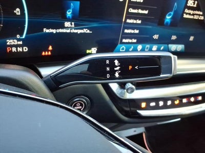 2024 Cadillac LYRIQ Luxury 1