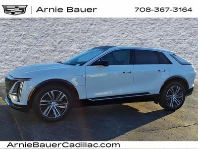 2024 Cadillac LYRIQ Luxury 1