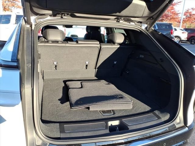 2024 Cadillac LYRIQ Luxury 1