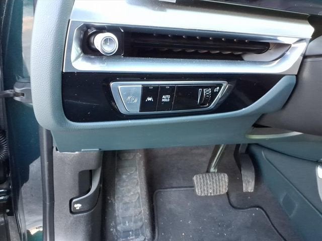 2024 Cadillac LYRIQ Luxury 3