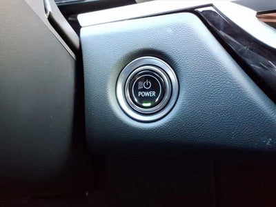 2024 Cadillac LYRIQ Luxury 3