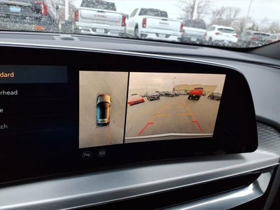 2024 Cadillac LYRIQ Luxury 3