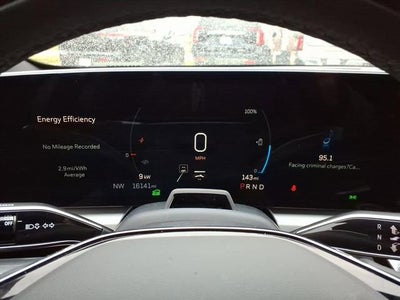 2024 Cadillac LYRIQ Luxury 3