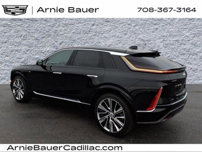 2024 Cadillac LYRIQ Luxury 3