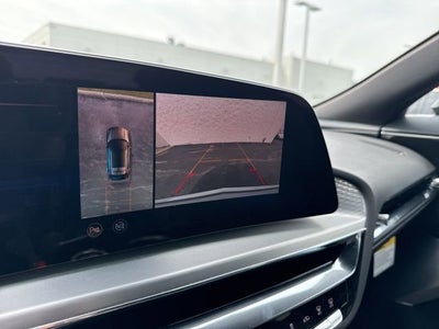 2025 Cadillac LYRIQ Luxury 3