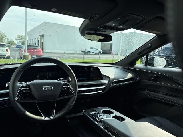 2024 Cadillac LYRIQ Sport 1