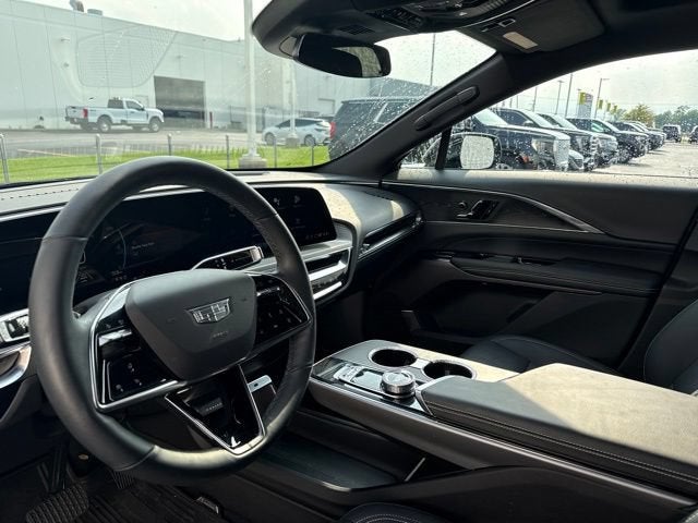 2024 Cadillac LYRIQ Sport 1