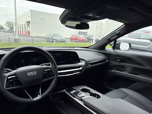 2025 Cadillac LYRIQ Sport 1