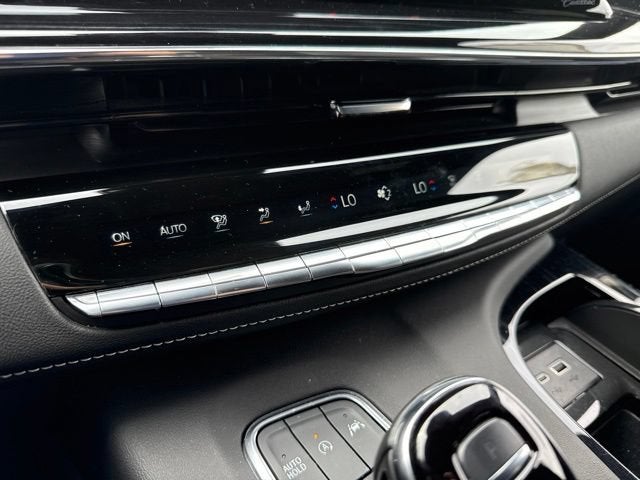 2023 Cadillac Escalade 4WD Sport