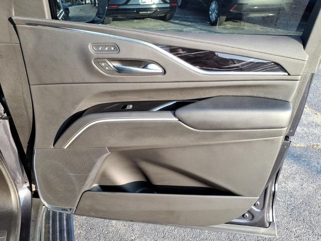 2023 Cadillac Escalade Sport