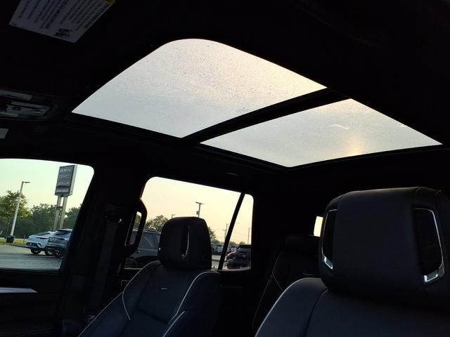 2025 Cadillac Escalade Sport