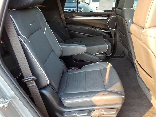 2025 Cadillac Escalade Sport