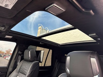 2025 Cadillac Escalade Sport Platinum