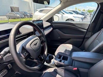 2025 Ford Mustang Mach-E Premium AWD