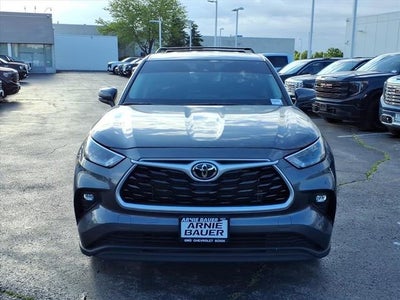 2024 Toyota Highlander LE