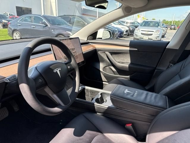 2023 Tesla Model 3 RWD