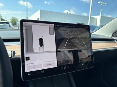 2023 Tesla Model 3 RWD