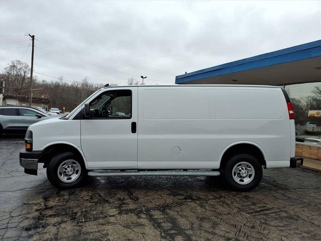 2022 Chevrolet Express Cargo 2500 WT