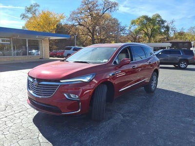 2023 Buick Enclave Essence