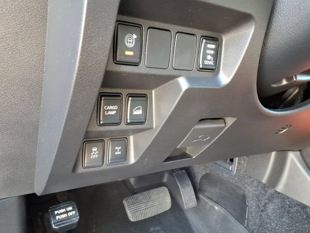 2024 Nissan Frontier Crew Cab PRO-4X 4x4