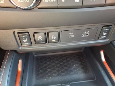 2024 Nissan Frontier Crew Cab PRO-4X 4x4